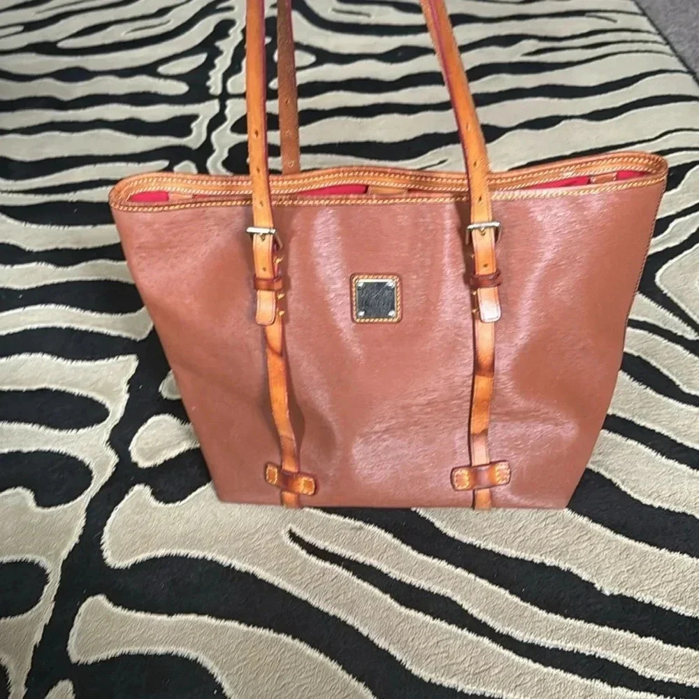 Dooney & Bourke Tote